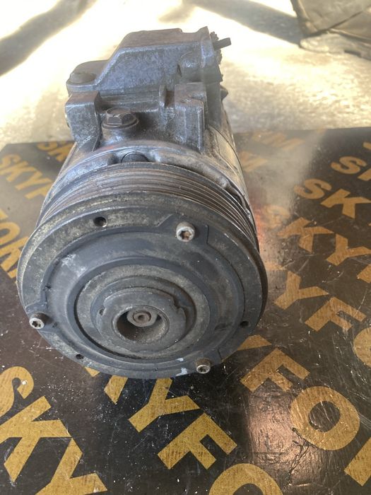 Vw polo 1.4tdi 75 кс 2003 година Компресор Климатик