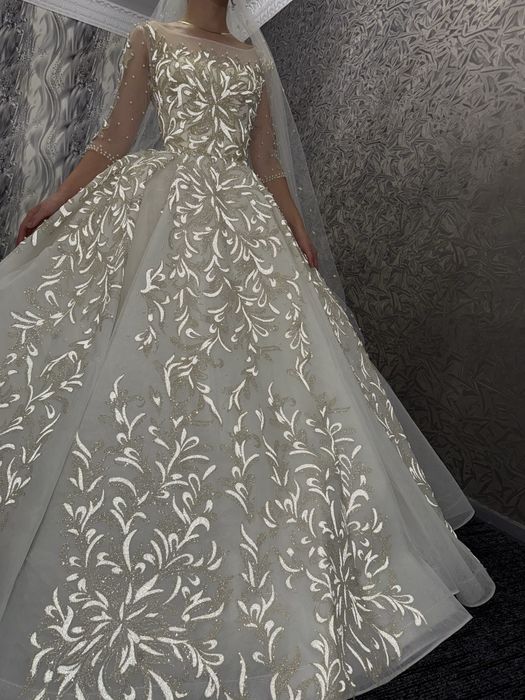 Свадебное платье.