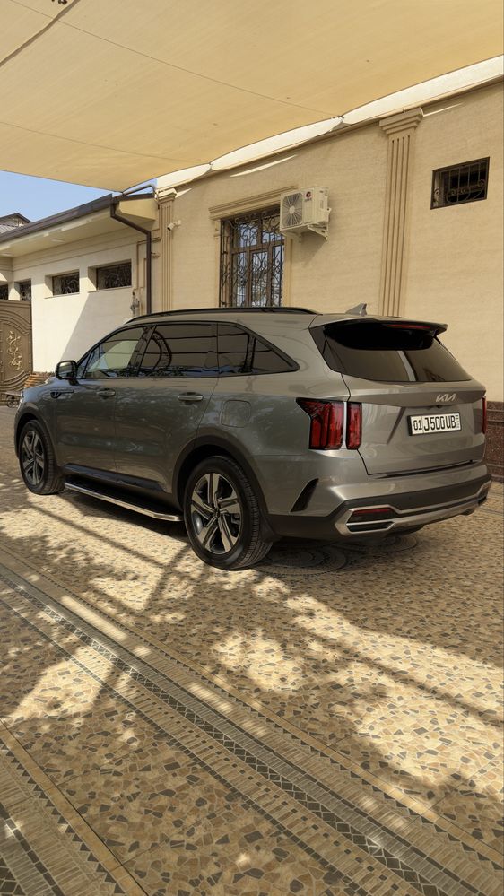 СРОЧНО KIA Sorento 2.5L 2022