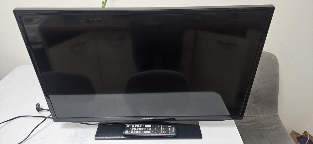 De vanzare tv samsung diagonala 32"