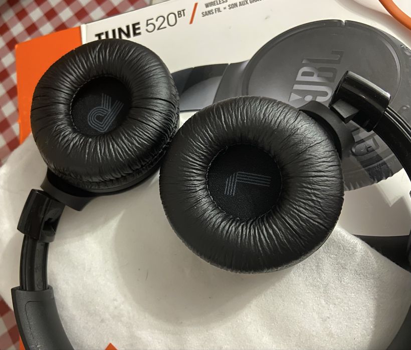 Căști JBL 520 BT