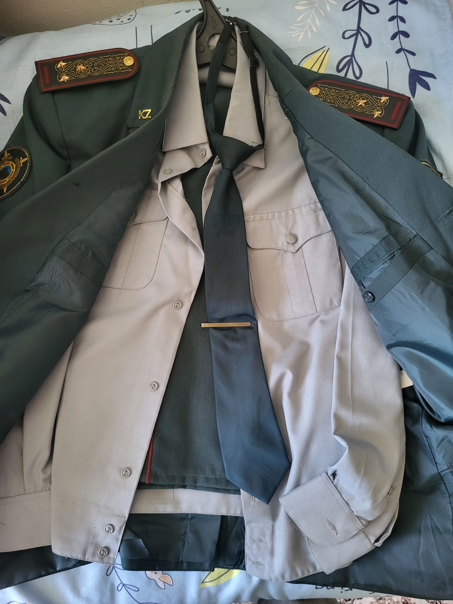 Форма военная Китель Рубашка брюки офицера национальной гвардий куртка