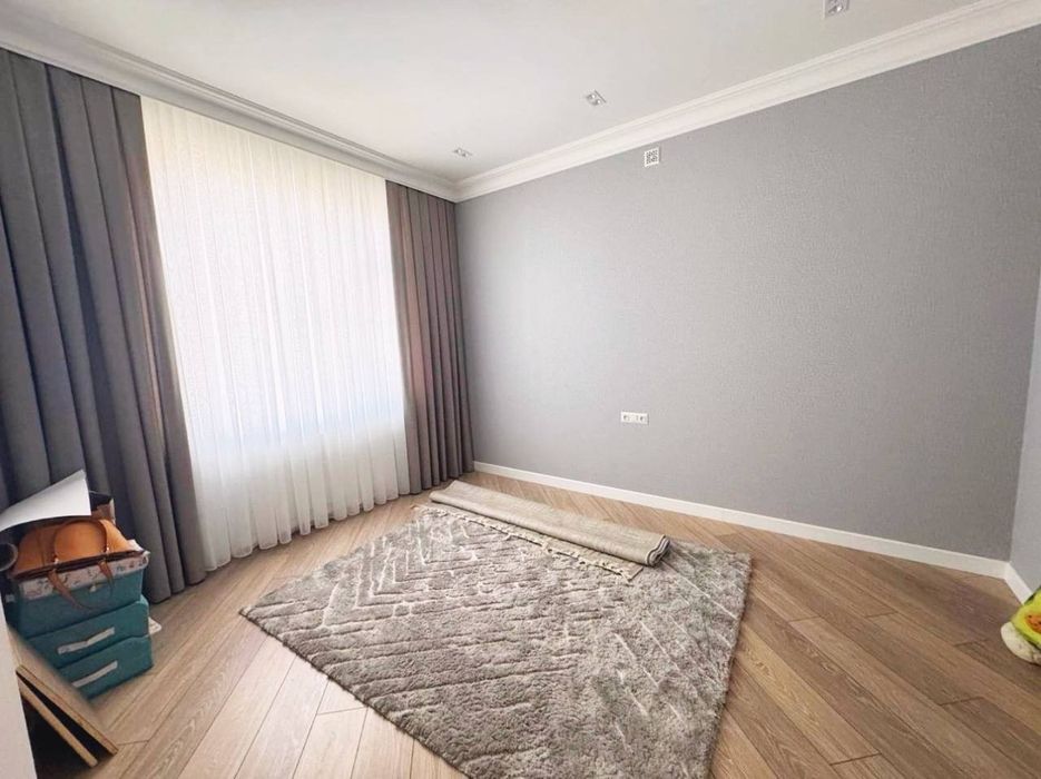 Юнусабад Фарогат Махалля 
О-р универсам кург  BYD автосалон
2, 7-соток