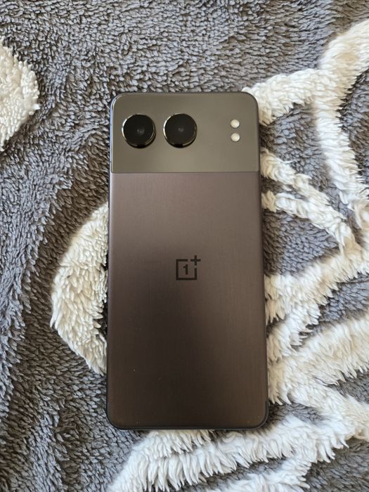 OnePlus Nord 4 12/256 в отличном состоянии.