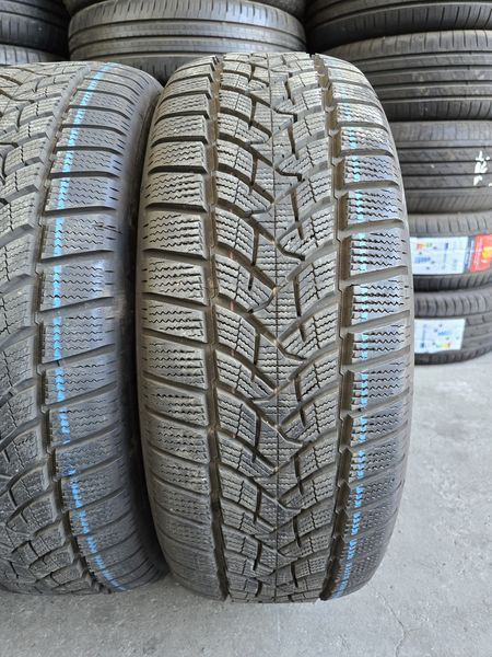 215/55/18 DUNLOP 4бр