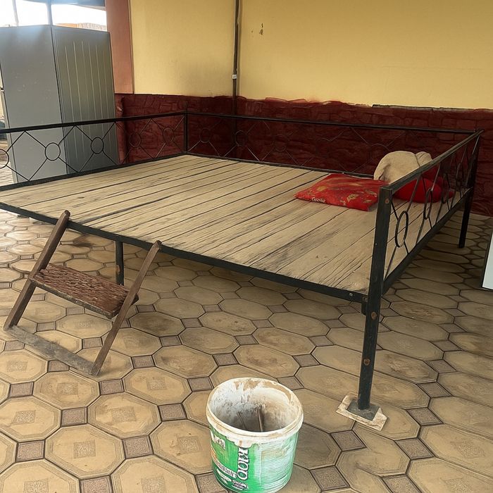 Тапчан СРОЧНО !!! !!