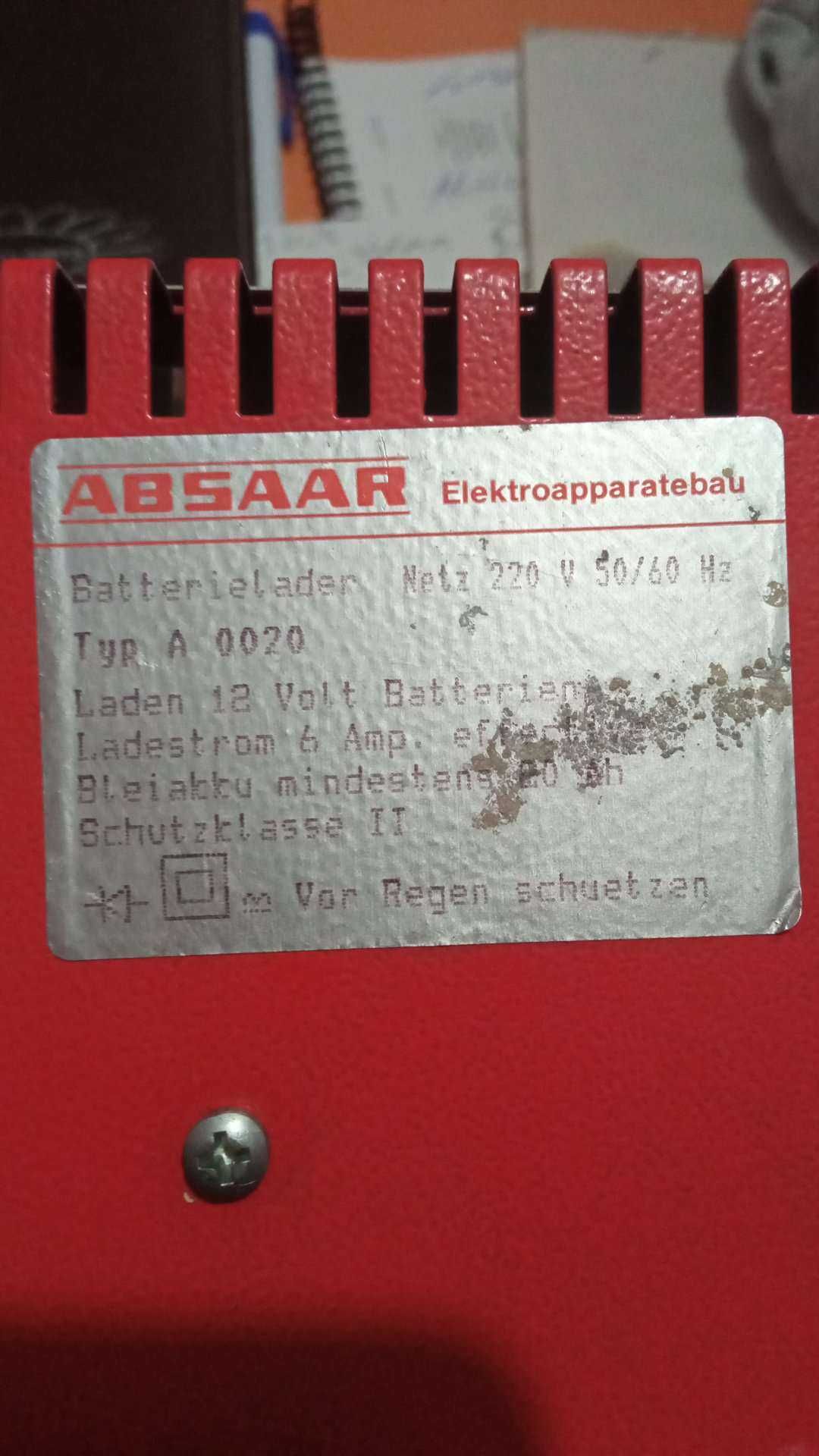 Немско зарядно за акумулатор Absaar 6 Amp