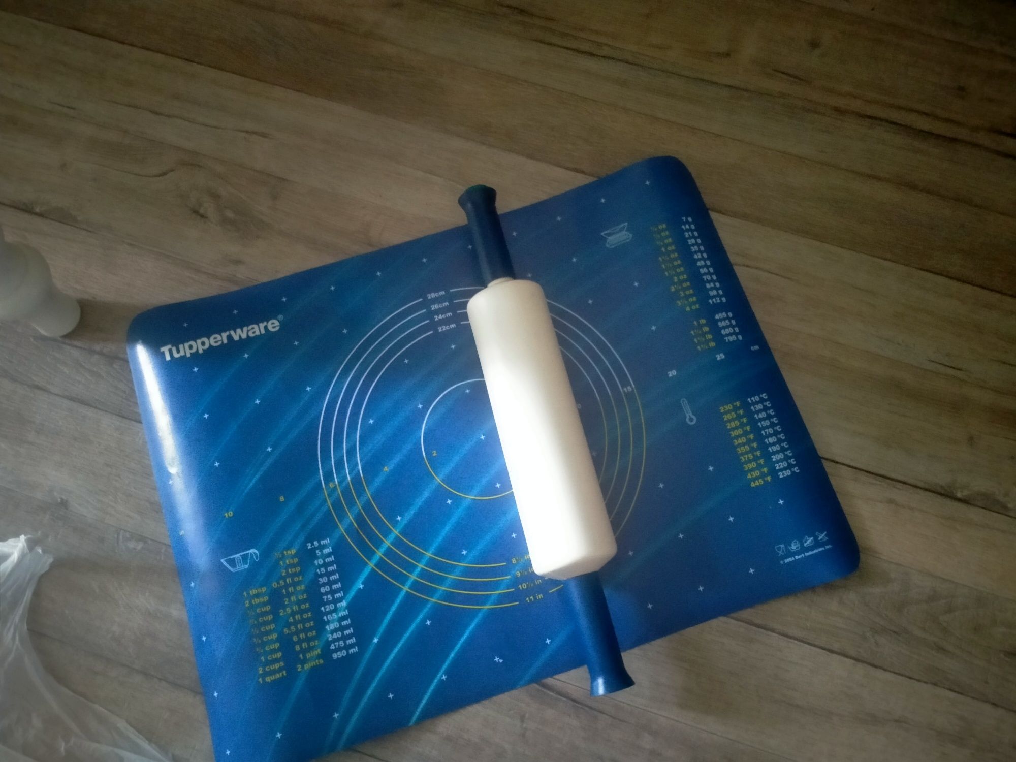 Tupperware скалка