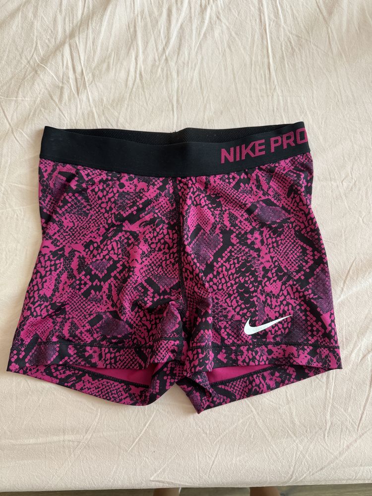 Къси панталони Nike pro