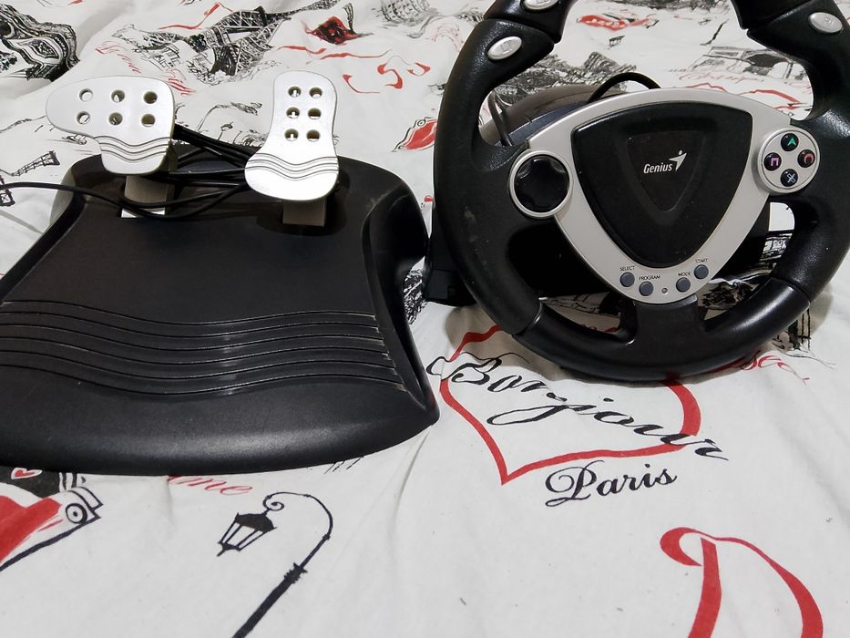 Срочная продажа руля и педалей для игр