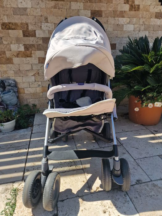 Cărucior pliabil Chicco Sport Multiway 2 – starea foarte bună