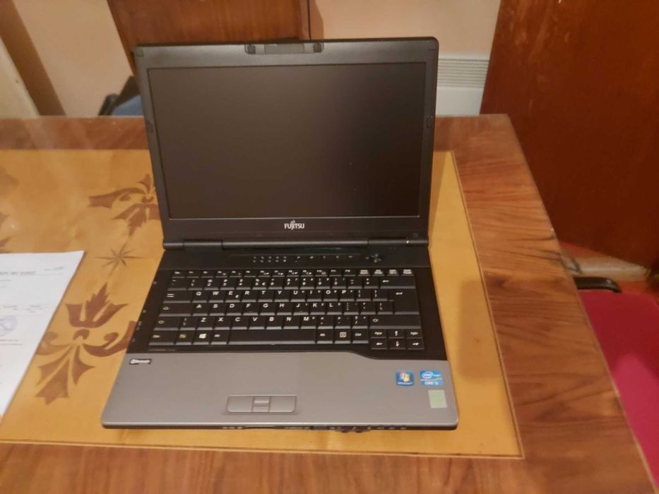 Лаптоп Fujitsi Siemens S752