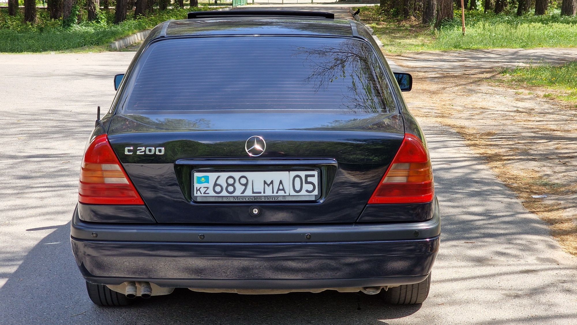 Mercedes Benz C200