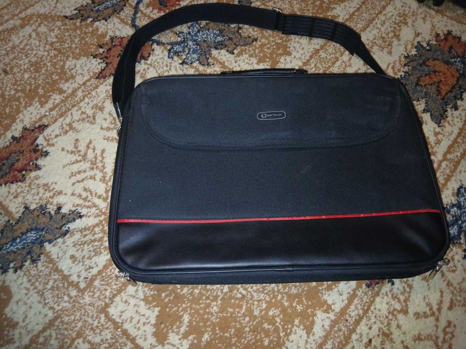 Geanta pentru laptop