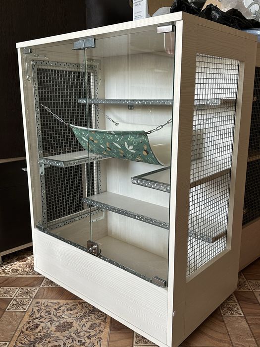Новая витрина (клетка) для шиншилл и дегу
