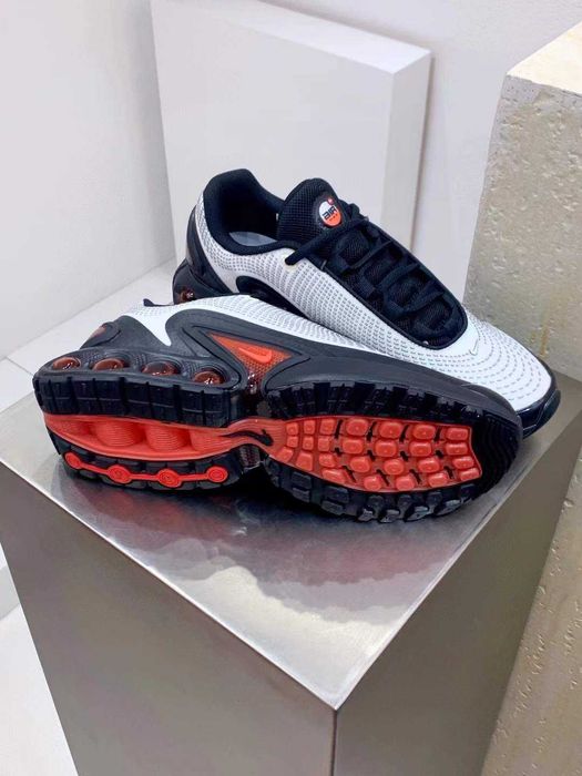 Оригинални нови мъжки маратонки Nike Air Max DN black/white