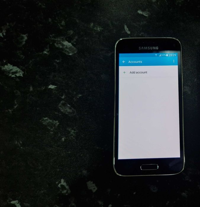 Vand Telefon Samsung S5 mini cu 4G/LTE !!Liber Retea!! la 100lei