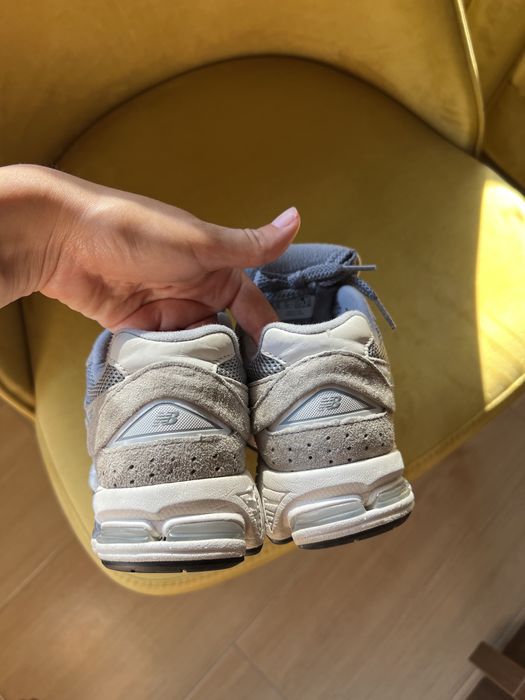 New Balance 2002R Grey