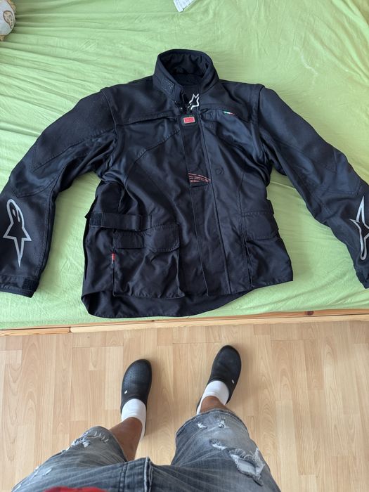 Яке за мотор алпин старс