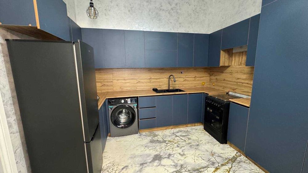 Шахар маркази 7 қаватда 3 хонали квартира сотилади. ID: 1481