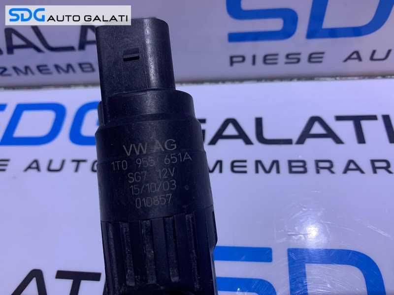 Motoras Pompita Vas Rezervor Stropgel Lichid Parbriz Audi A6 C5 1998 - 2005 Cod 1T0955651A