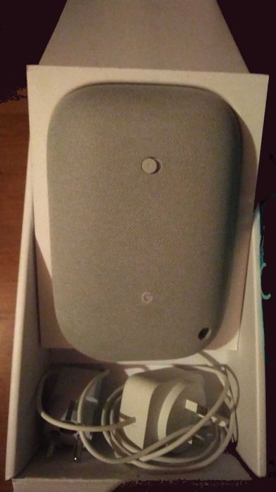 Boxa noua Google Nest Audio Smart - Chalk conecteaza wireless la net