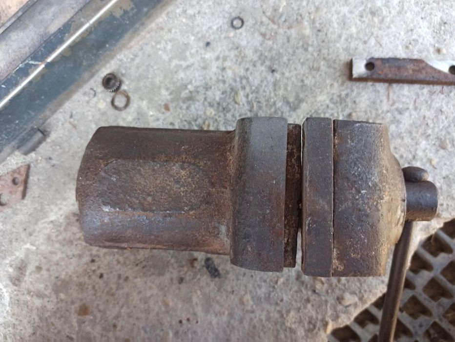 Menghina de banc românească