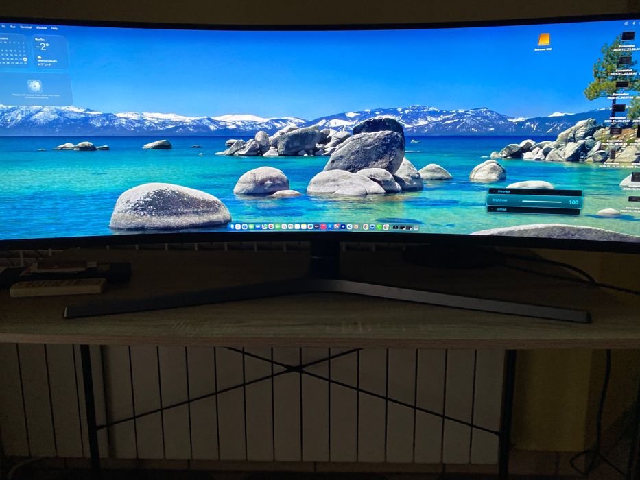 Монитор SAMSUNG Odyssey 49 инча