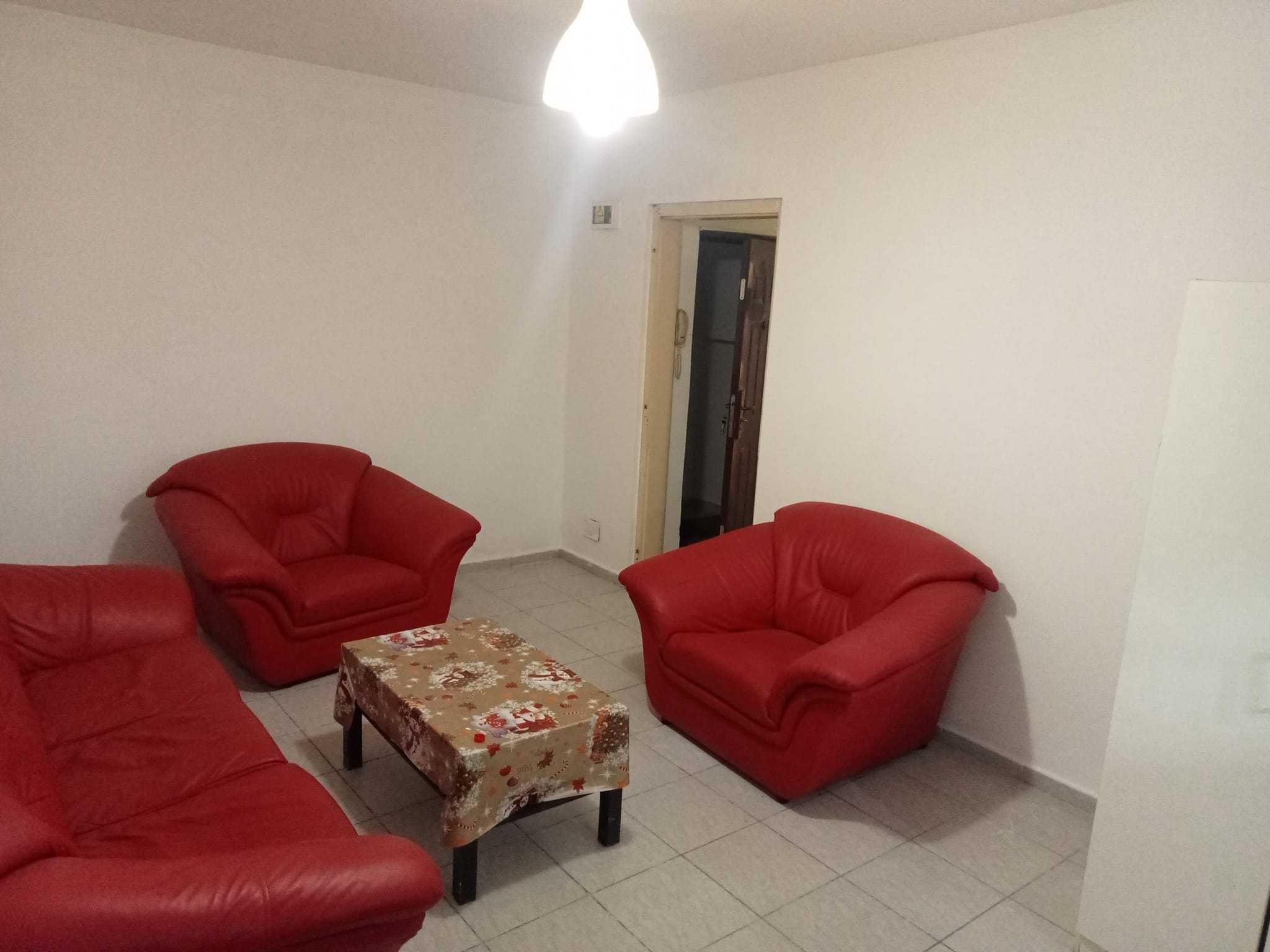 Inchiriez,Garsoniera BUCURESTI,Zona Pta Victoriei,Sf Voievozi