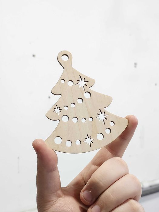 Ёлочные игрушки из дерева