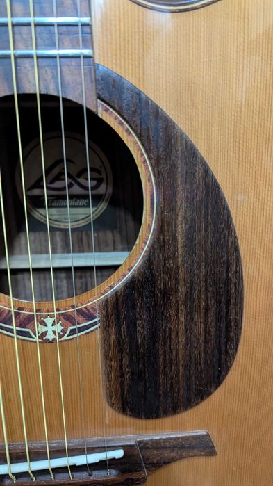 LAG Tramontane T333 JCE Jumbo електро-акустична китара