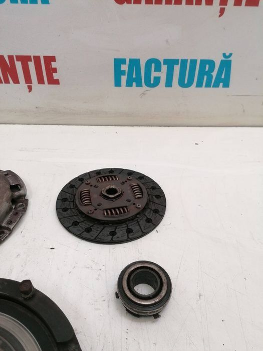 Kit ambreiaj disc placa volanta rulment Hyundai I10 1.0 benzina B3LA-6