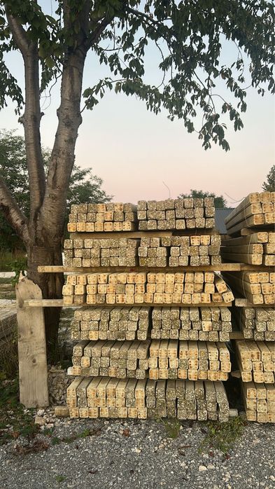 Stalpi beton 4 fire de fier