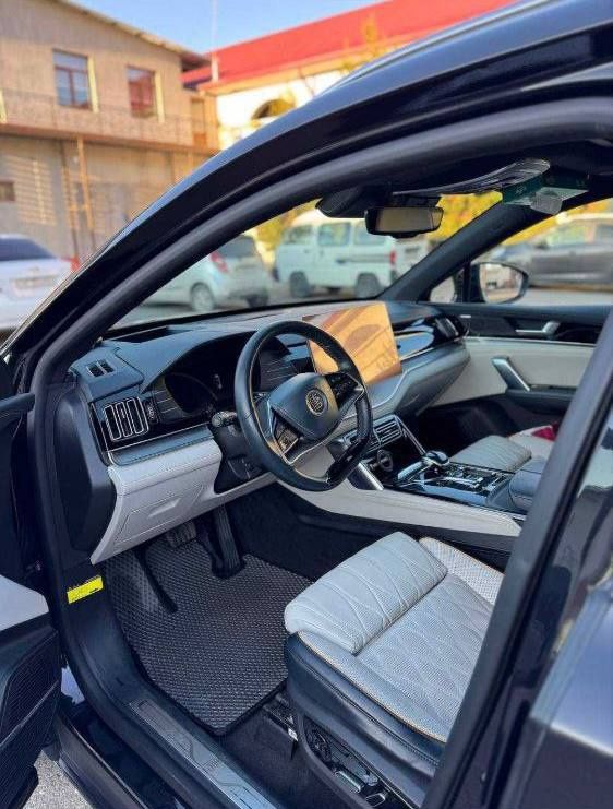 Аренда с выкупом BYD TANG EV 4WD  635км..