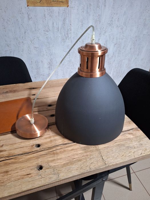 Corp iluminat clopot