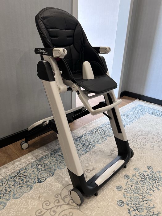 Стульчик для кормления Peg-Perego Siesta Follow Me