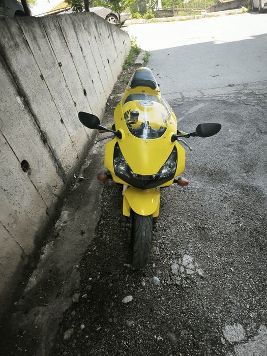 Хонда 1000 кубика