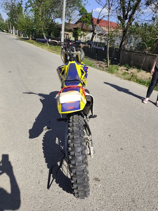 Cross Suzuki RM 125 2t Powervalve