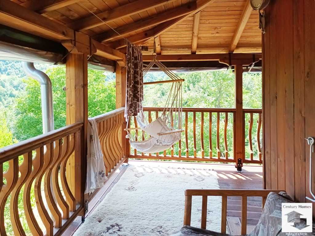 180056 Реновирана къща с 3 спални в живописното село Креслювци