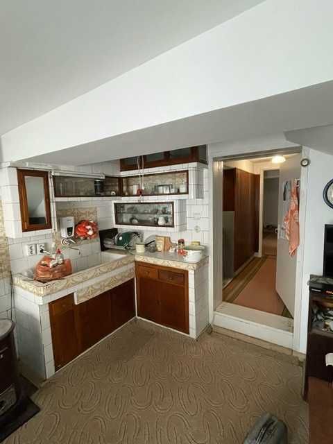 Продавам  тухлена къща в много добро състояние. House for Sale.