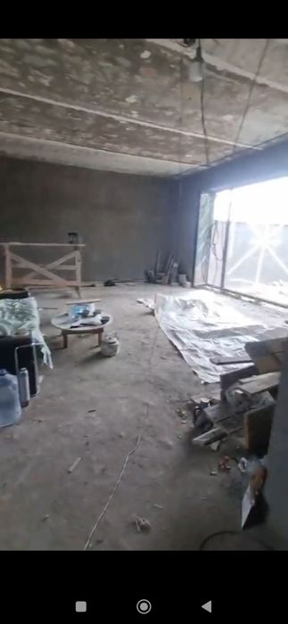 Продается 2х этажный дом коробка в центре Кибрая