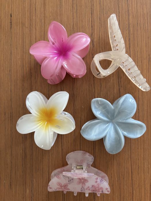 Заколки красивые,разные