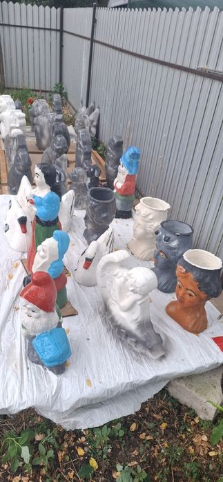 De vinzare decoratiuni gradina