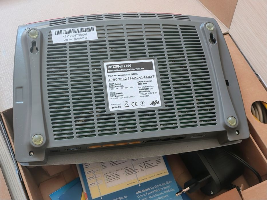 Router wifi 6 Fritz 6660 Fritz 7490