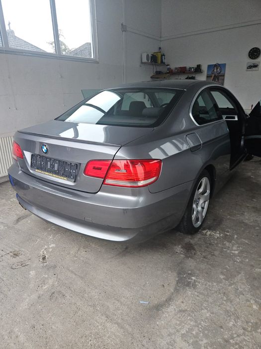 BMW E 92  325 coupe facelift