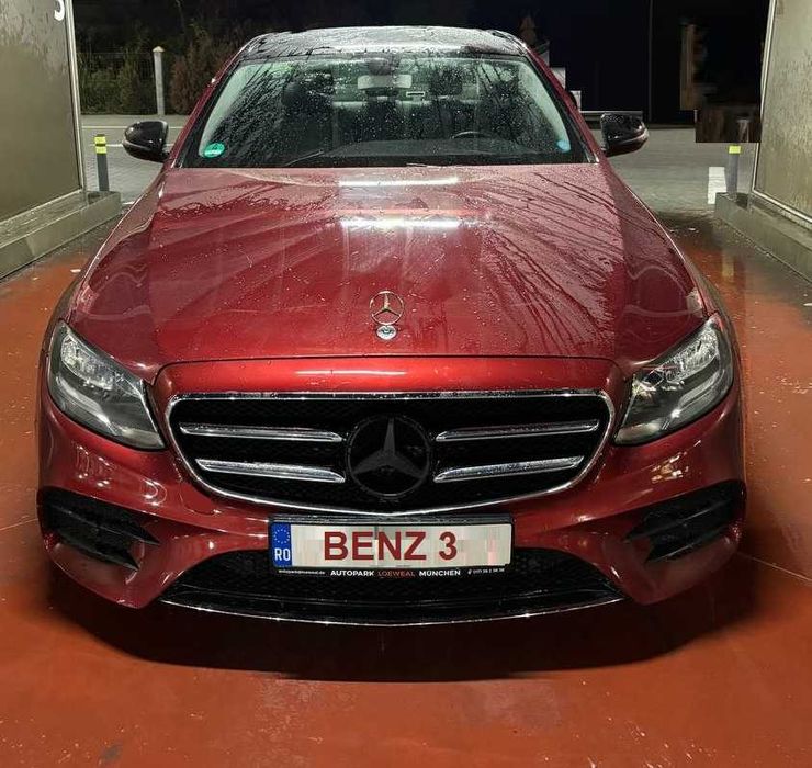 Inchiriere Mercedes E Class doar cu sofer, Masini Lux Clienti Premium