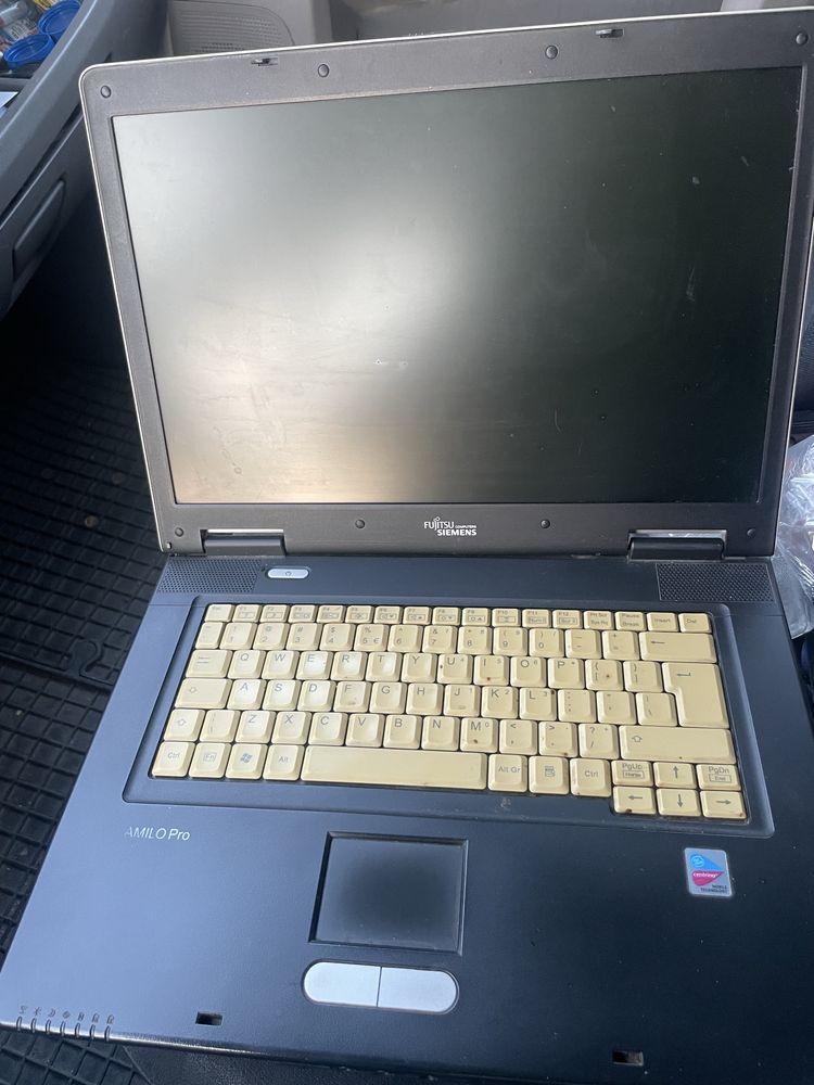Лап Топ Fujitsu Siemens 50 лв.