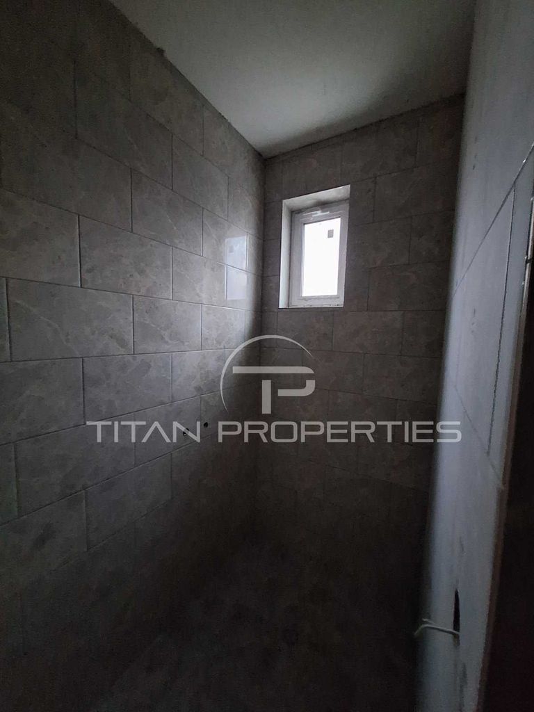 Продава се Склад в Кричим - 3840 кв.м за 141 €/кв.м - Снимка #6