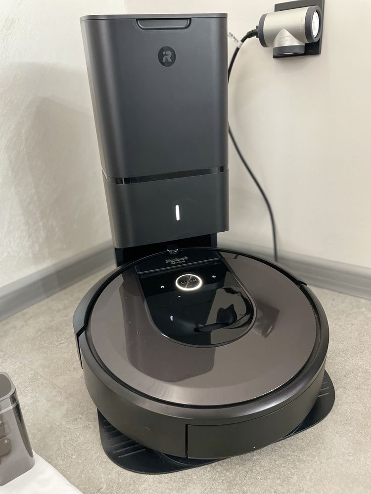 Прахосмукачка-робот Irobot 7+