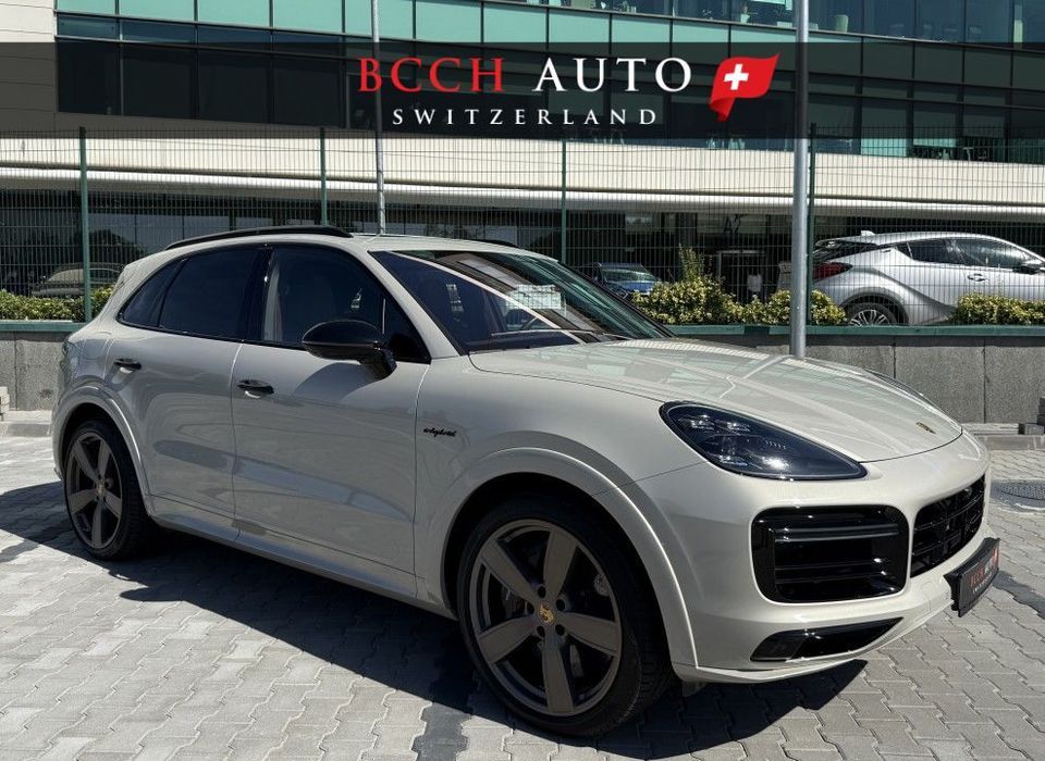 Porsche Cayenne Porsche Cayenne Turbo S E-Hybrid